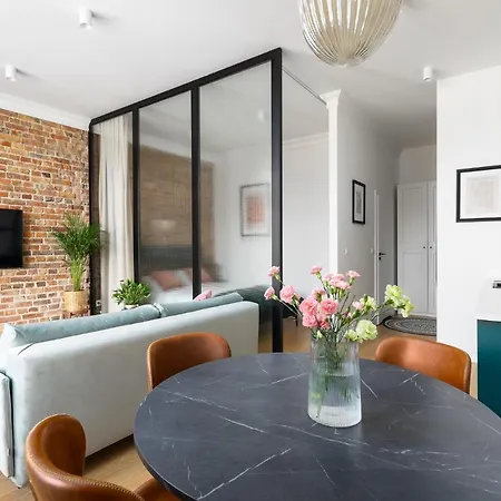 Lejlighed Aleja 22 *